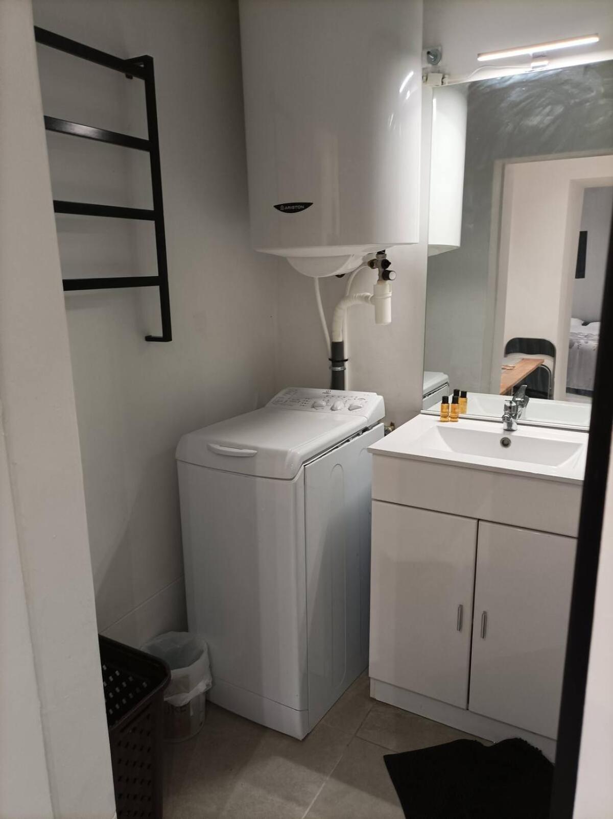 Le Cocon: Charming 3-Star Residence in Beziers City Center Exterior photo