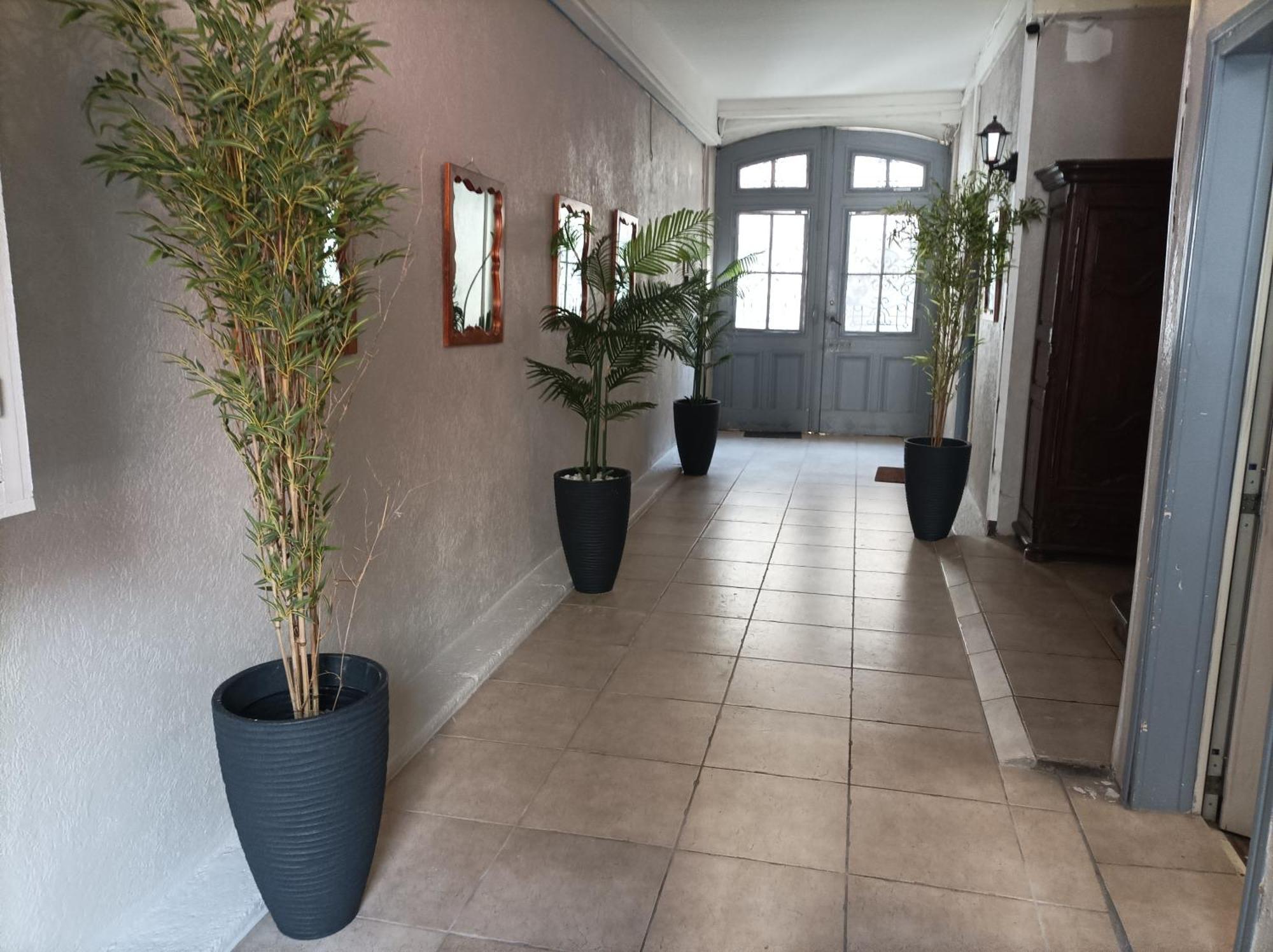 Le Cocon: Charming 3-Star Residence in Beziers City Center Exterior photo